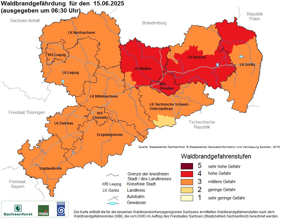 Aktuelle Waldbrandwarnstufen für Sachsen
