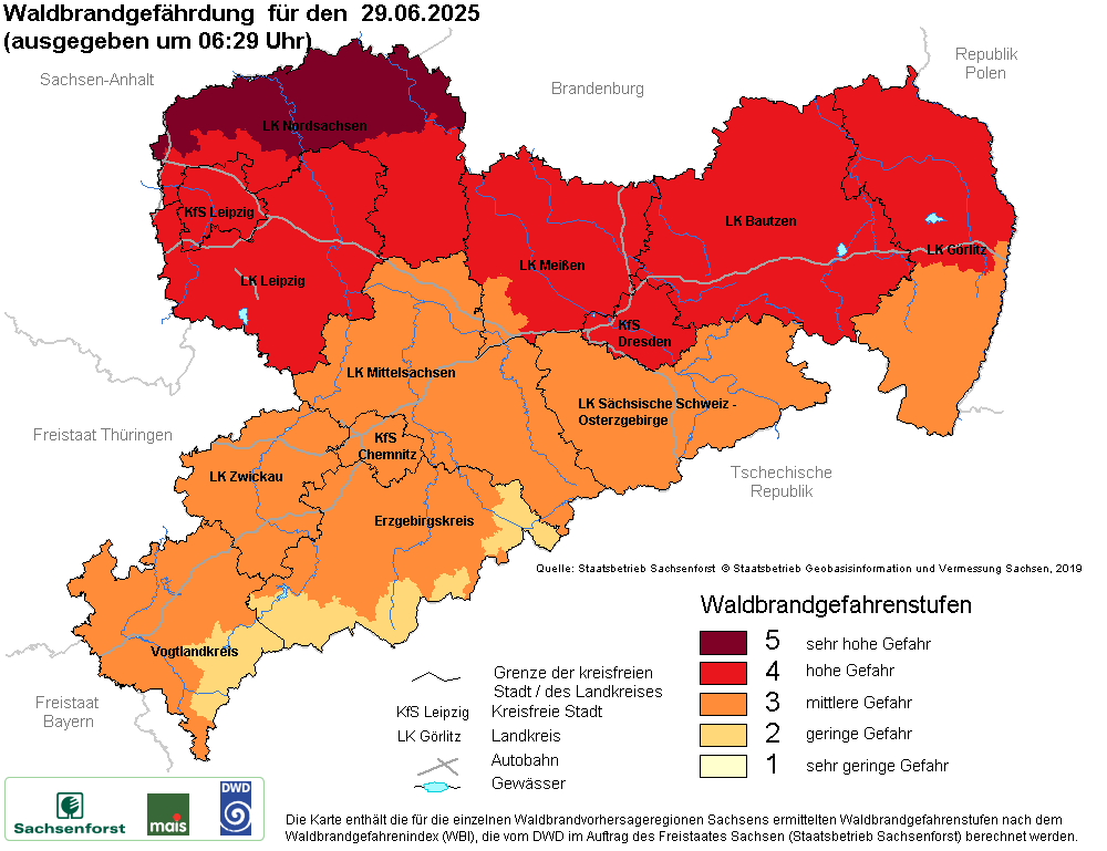 Aktuelle Waldbrandwarnstufen für Sachsen