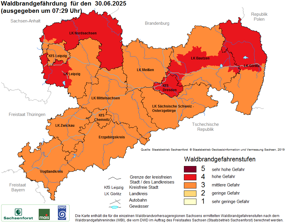 Aktuelle Waldbrandwarnstufen für Sachsen